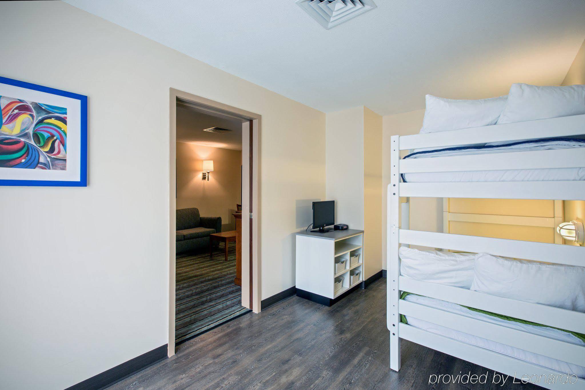 Holiday Inn Express & Suites Salamanca, An Ihg Hotel Eksteriør billede