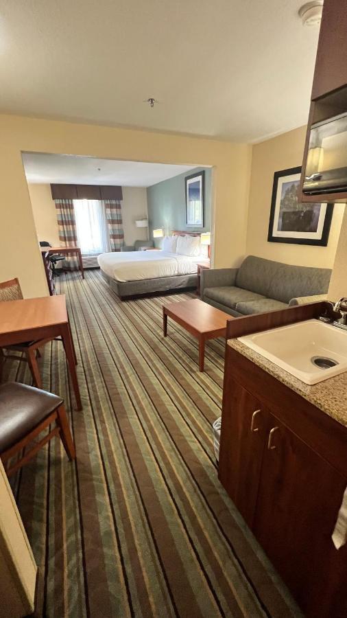 Holiday Inn Express & Suites Salamanca, An Ihg Hotel Eksteriør billede